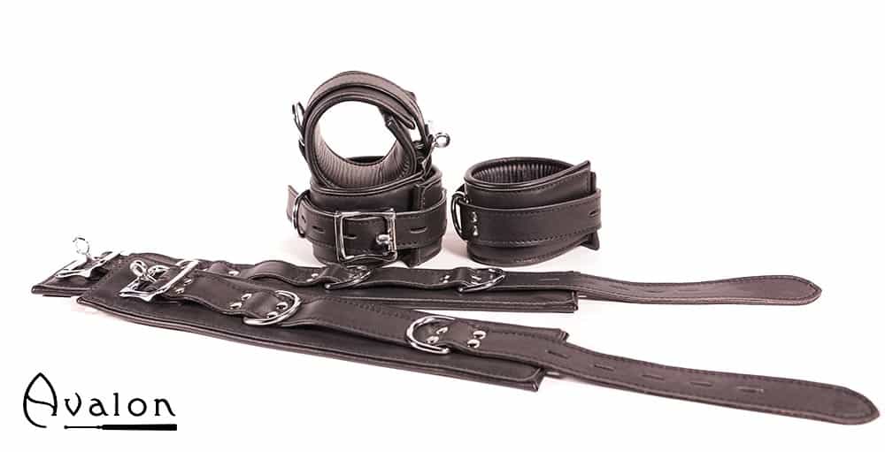 Avalon - LEGEND - Cuffs og Collar sett Sort