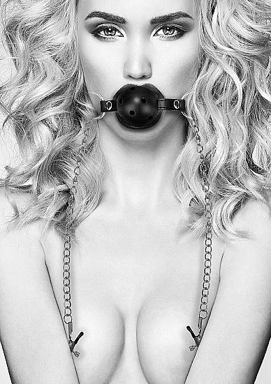 Ouch! Black & White - Ballgag med pustehull og brystklyper- Sort