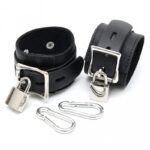 Rimba - Ankelcuffs med Padlocks